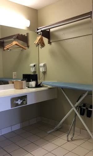 Motel Stratford House And 2*